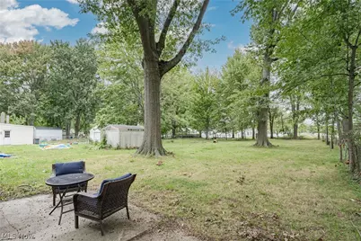 34561 Roberts Road, Eastlake, OH 44095 - Photo 17