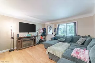 34561 Roberts Rd, Eastlake, OH 44095 - Photo 5
