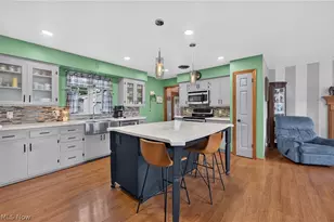 1246 Applegrove St NE, Canton, OH 44721 - Photo 3
