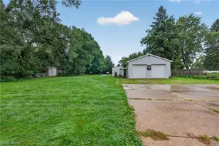 1246 Applegrove St NE, Canton, OH 44721 - Photo 21