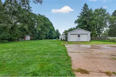 1246 Applegrove Street NE, Canton, OH 44721 - Photo 21