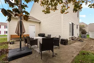 1095 Bennington Ct, Akron, OH 44312 - Photo 23