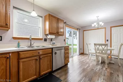 1095 Bennington Court, Akron, OH 44312 - Photo 7