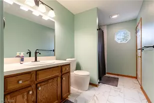 1095 Bennington Ct, Akron, OH 44312 - Photo 17