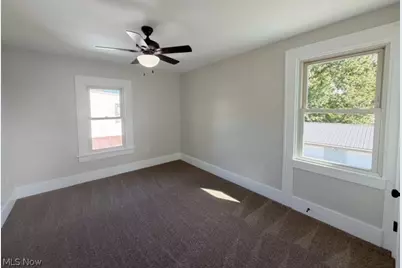 364 E Main Street, Gnadenhutten, OH 44629 - Photo 21