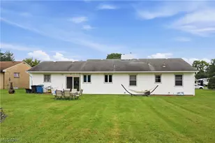 695 Moore Ave, Campbell, OH 44405 - Photo 7