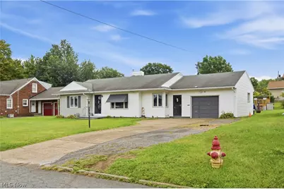 695 Moore Avenue, Campbell, OH 44405 - Photo 3