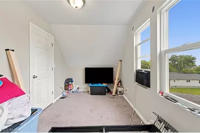 10816 Grandview Avenue, Loveland, OH 44104 - Photo 39