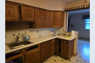 19145 Homeway Avenue, Loveland, OH 44135 - Photo 13