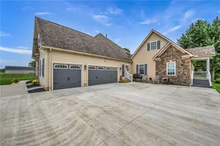17400 Creekside St, LaGrange, OH 44050 - Photo 3