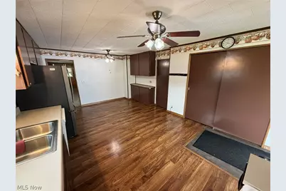 14095 Washington Avenue SW, Newcomerstown, OH 43832 - Photo 9