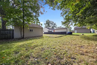 294 Longford Avenue, Elyria, OH 44035 - Photo 13