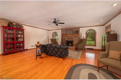552 Springwood Circle SW, New Philadelphia, OH 44663 - Photo 5