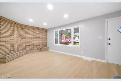 13324 Crennell Avenue, Loveland, OH 44105 - Photo 7