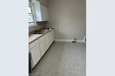881 Ruth Place NE, Massillon, OH 44646 - Photo 9