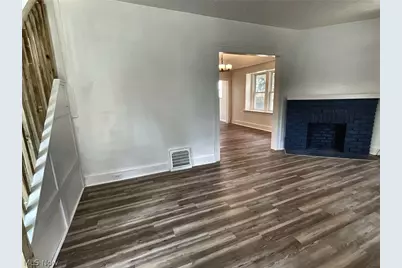 131 E Ido Avenue, Akron, OH 44301 - Photo 5