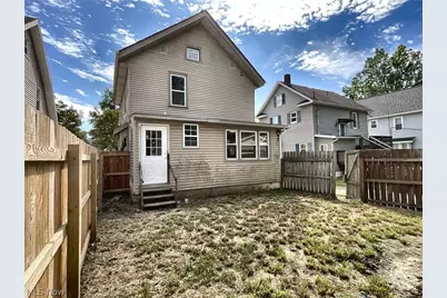131 E Ido Avenue, Akron, OH 44301 - Photo 3