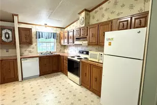324 Fairview, West Lafayette, OH 43845 - Photo 7