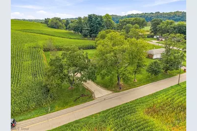 3633 Blacksnake Hill Road NE, Dover, OH 44622 - Photo 33