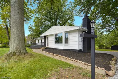 3026 38th Street NW, Canton, OH 44718 - Photo 3