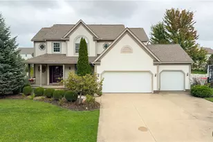 411 Hillbrook Dr, Cuyahoga Falls, OH 44223 - Photo 1
