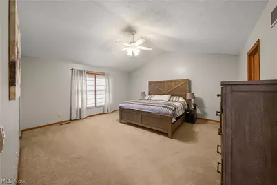411 Hillbrook Drive, Cuyahoga Falls, OH 44223 - Photo 27
