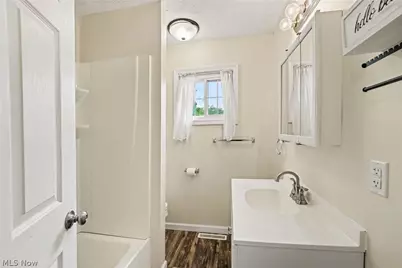 33 N Poplar Street, Jefferson, OH 44047 - Photo 13