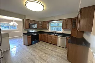 1598 Kingsley Ave, Akron, OH 44313 - Photo 7