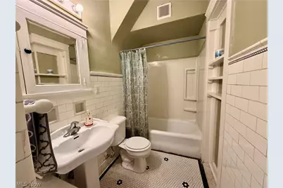 16913 Bradgate Avenue, Loveland, OH 44111 - Photo 15