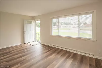 1615 Whipple Avenue NW, Canton, OH 44708 - Photo 5