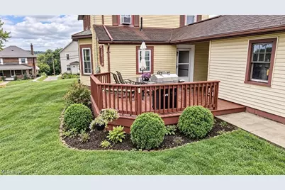 215 Dover Road NE, Sugarcreek, OH 44681 - Photo 5