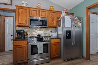 6139 Cartage Avenue NW, Canal Fulton, OH 44614 - Photo 7