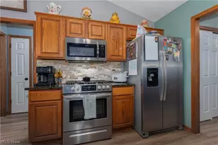6139 Cartage Ave NW, Canal Fulton, OH 44614 - Photo 7