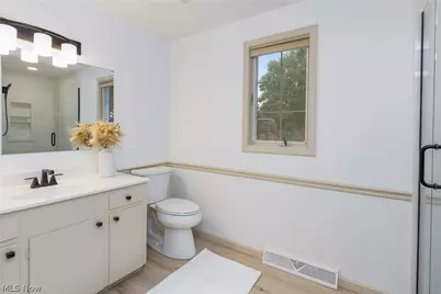 1424 Stonington Road NW, North Canton, OH 44720 - Photo 27