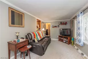 493 Malvern Rd, Akron, OH 44303 - Photo 9