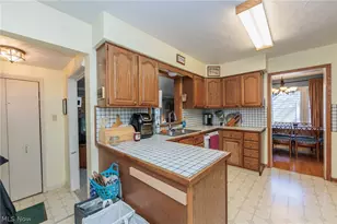 493 Malvern Rd, Akron, OH 44303 - Photo 13