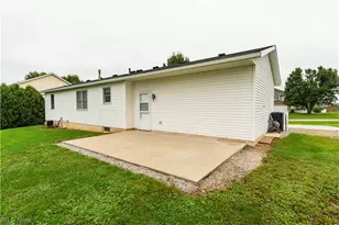 294 Apple Ridge Dr, Apple Creek, OH 44606 - Photo 5