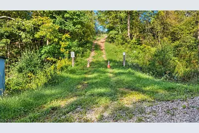 5681 Howard Price Lane, Glouster, OH 45732 - Photo 9