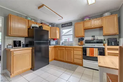160 Page Street NW, Massillon, OH 44647 - Photo 11