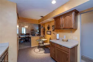 768 Kirkwall Dr, Akron, OH 44321 - Photo 5