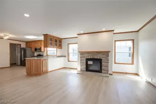 8909 Falcon Dr, Streetsboro, OH 44241 - Photo 3