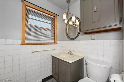 141 26th Street NW, Barberton, OH 44203 - Photo 17