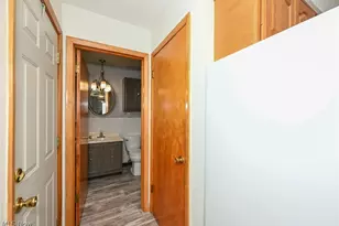 141 26th St NW, Barberton, OH 44203 - Photo 27