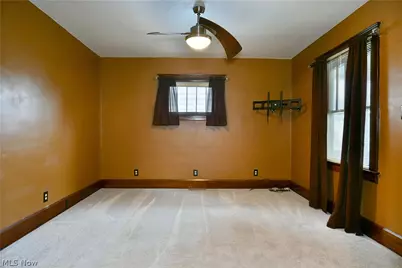 351 Marmion Avenue, Youngstown, OH 44507 - Photo 7