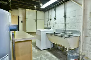351 Marmion Ave, Youngstown, OH 44507 - Photo 35