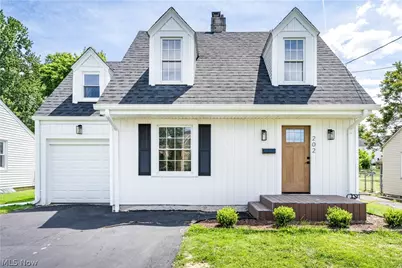 202 Morrison Street, Struthers, OH 44471 - Photo 1