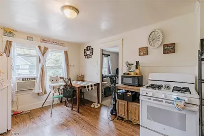 380 E 165th Street, Loveland, OH 44110 - Photo 7