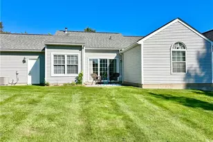 566 Parkside Ln, Tallmadge, OH 44278 - Photo 13