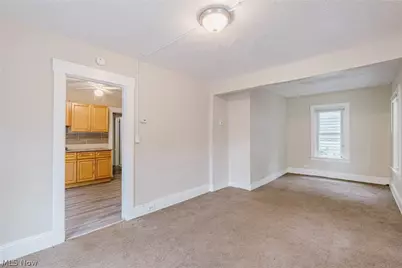 379 E 162nd Street, Loveland, OH 44110 - Photo 5