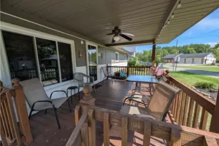 17512 Lundys Ln, Lake Milton, OH 44429 - Photo 7